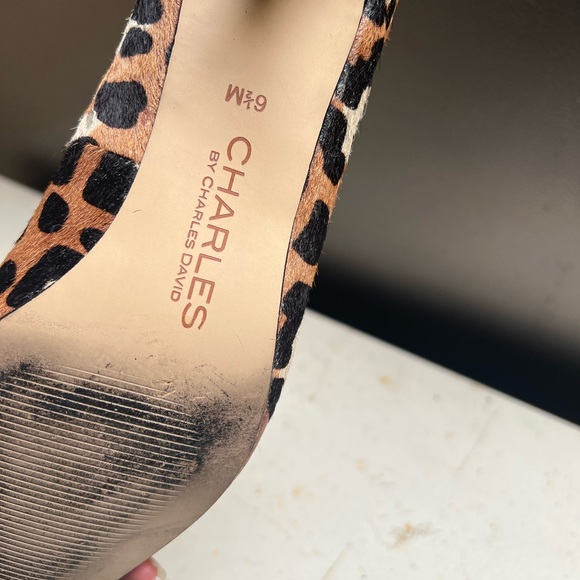 Charles David Tan Black/Tan Drew Leopard Calf Hair kitten Pumps - Picture 6 of 6